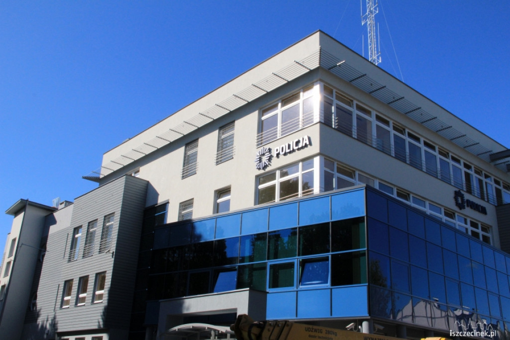 Nowe logo na nowej komendzie