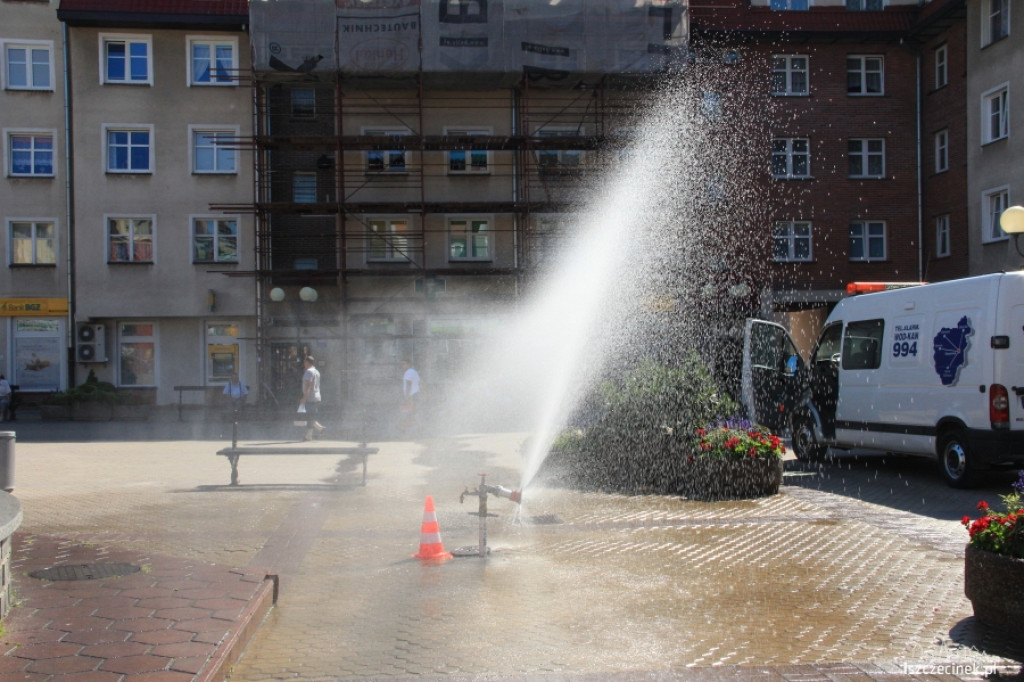 Kurtyna wodna przed ratuszem