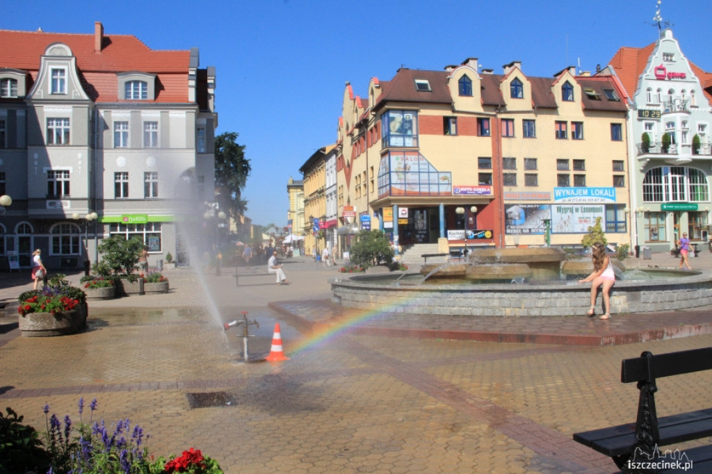Kurtyna wodna przed ratuszem