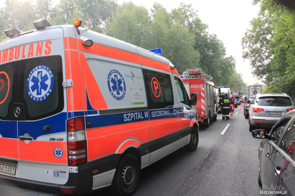 Karambol na ?jedenastce? przed Szczecinkiem