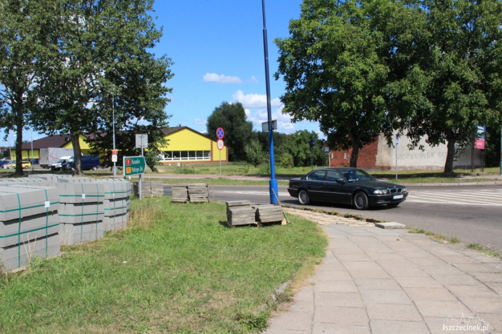 Remont ronda przy Cieślaka w Szczecinku