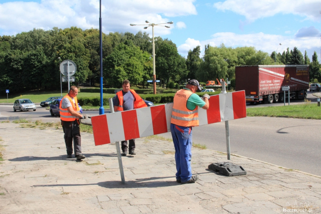Remont ronda przy Cieślaka w Szczecinku