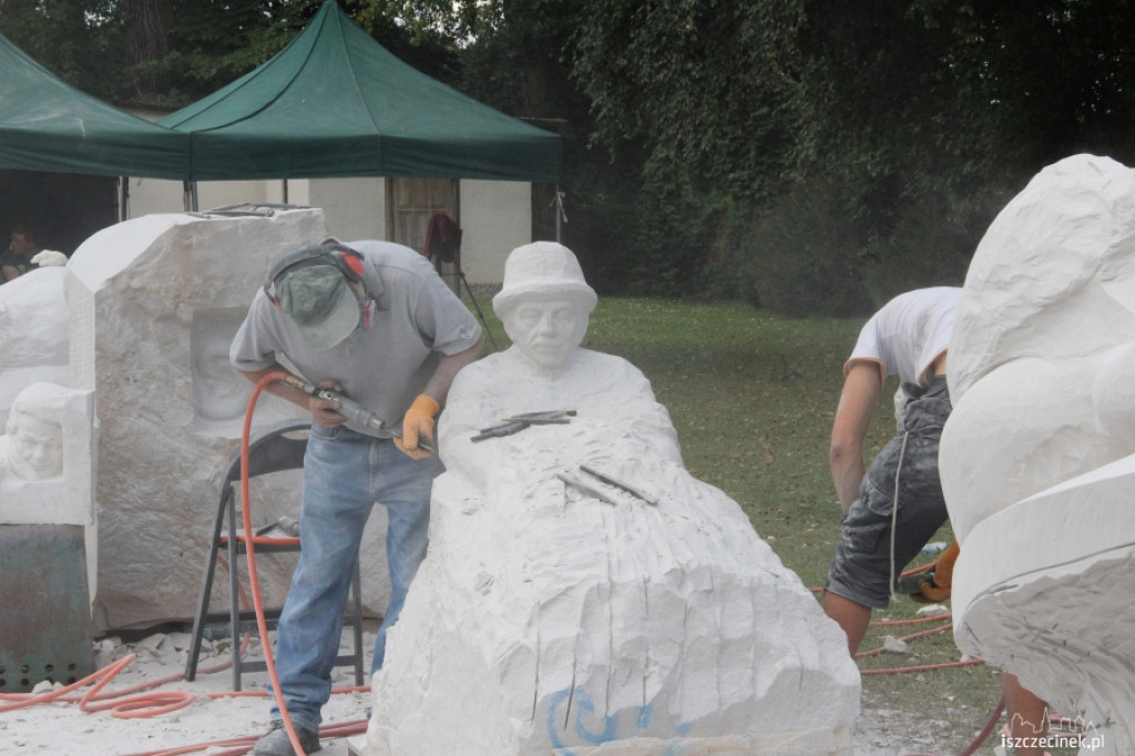Rzeźby są prawie gotowe