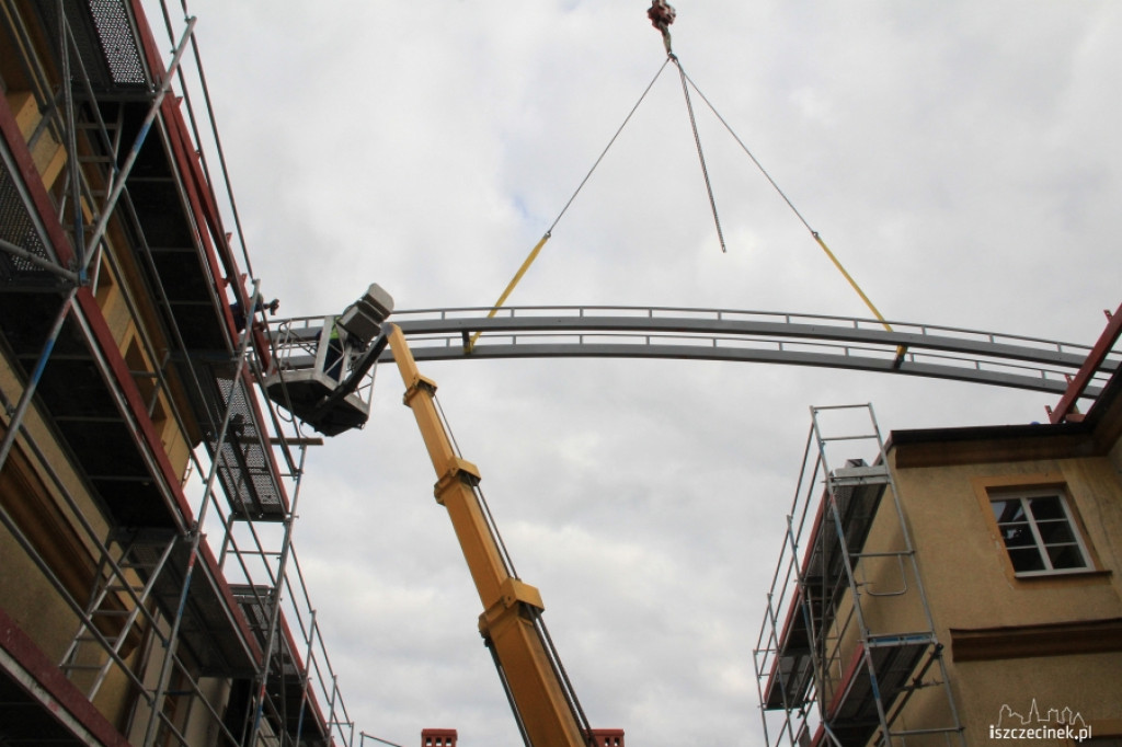 Zadaszenie dziedzińca ratusza w Szczecinku