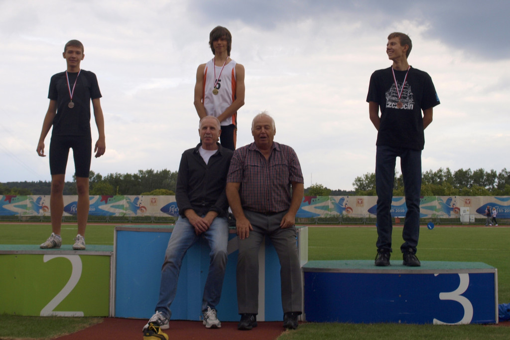 Lekkoatleci z medalami