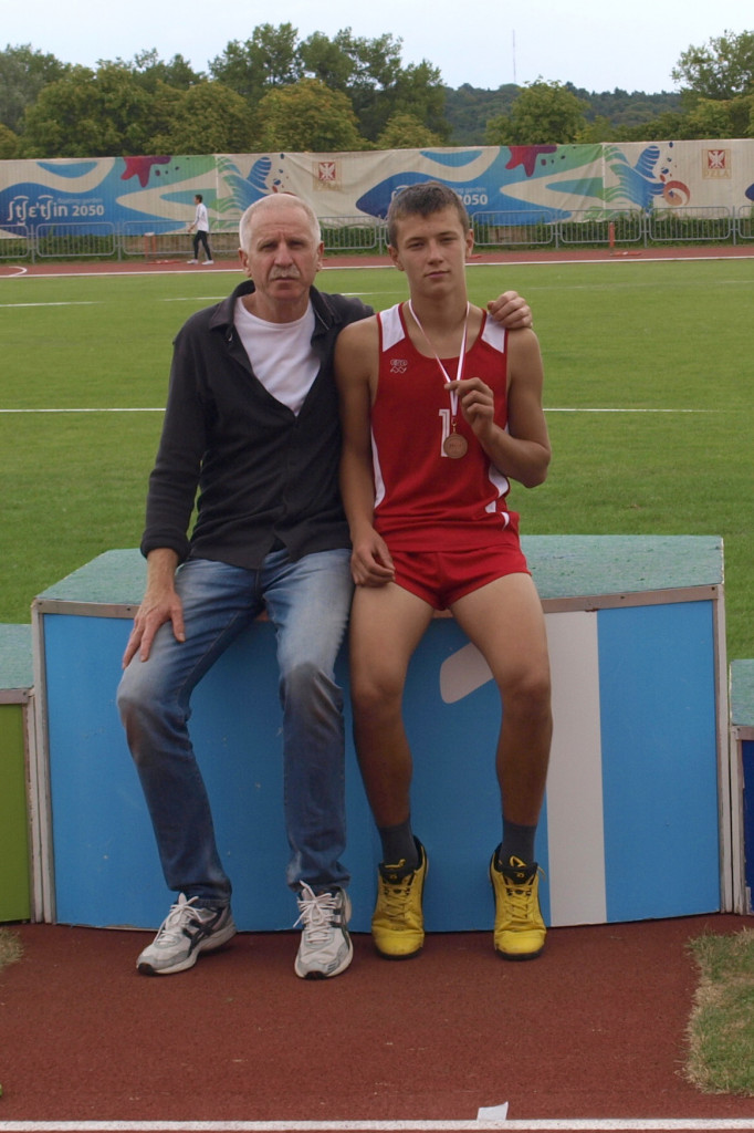 Lekkoatleci z medalami