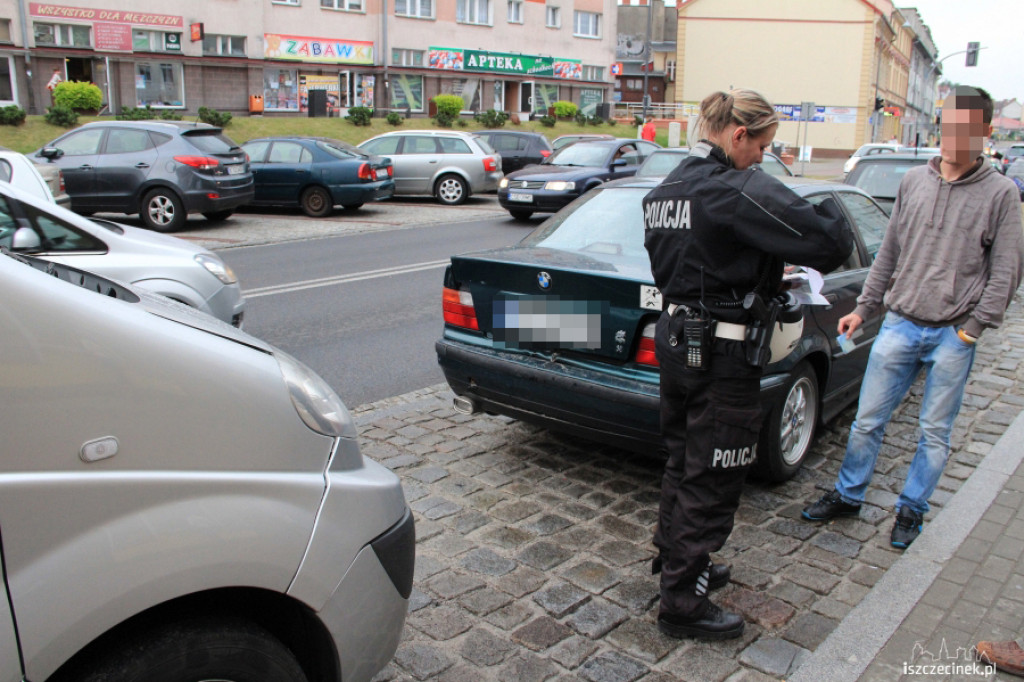 Kolizja trzech aut w centrum Szczecinka