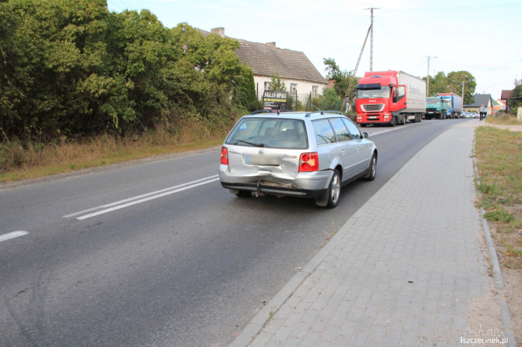 GWDA MAŁA: Golf wjechał w Passata