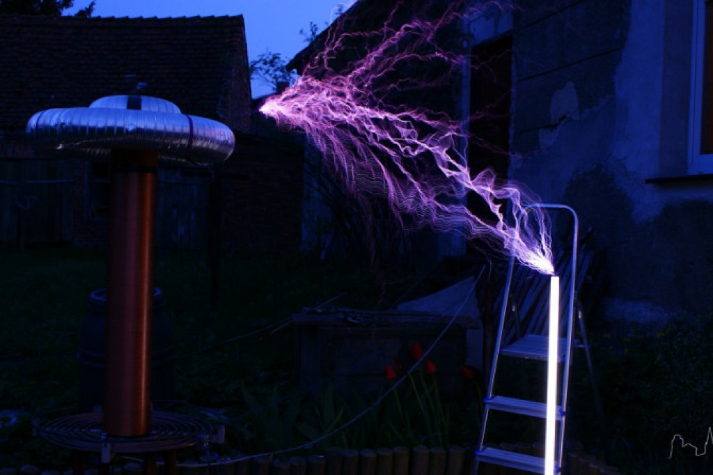 Półprzewodnikowa Cewka Tesli - Eliasz Proć