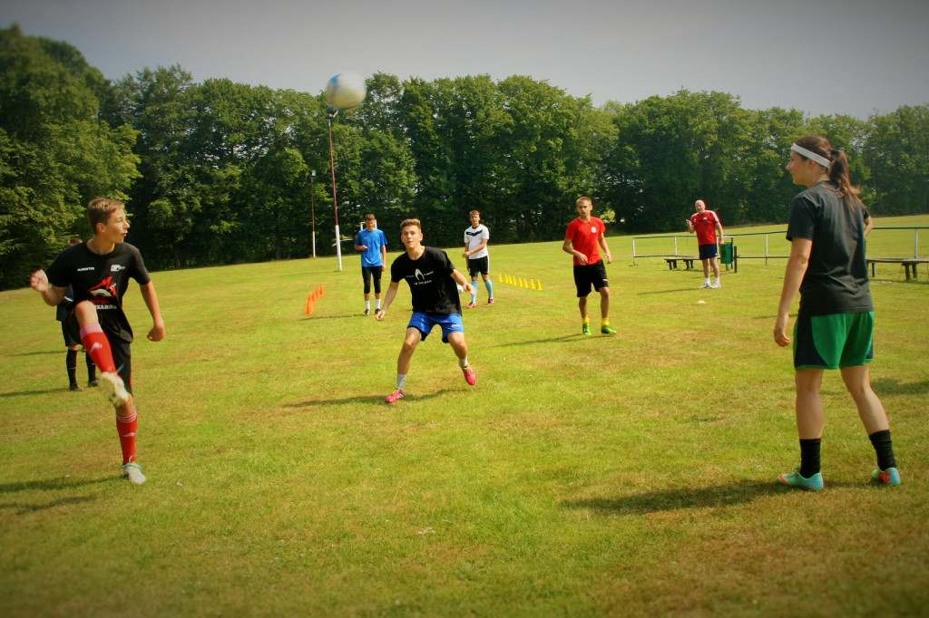 Młodzi bramkarze z całej Polski na obozie w Barwicach