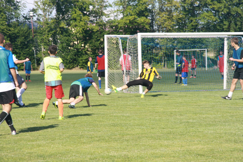 Młodzi bramkarze z całej Polski na obozie w Barwicach