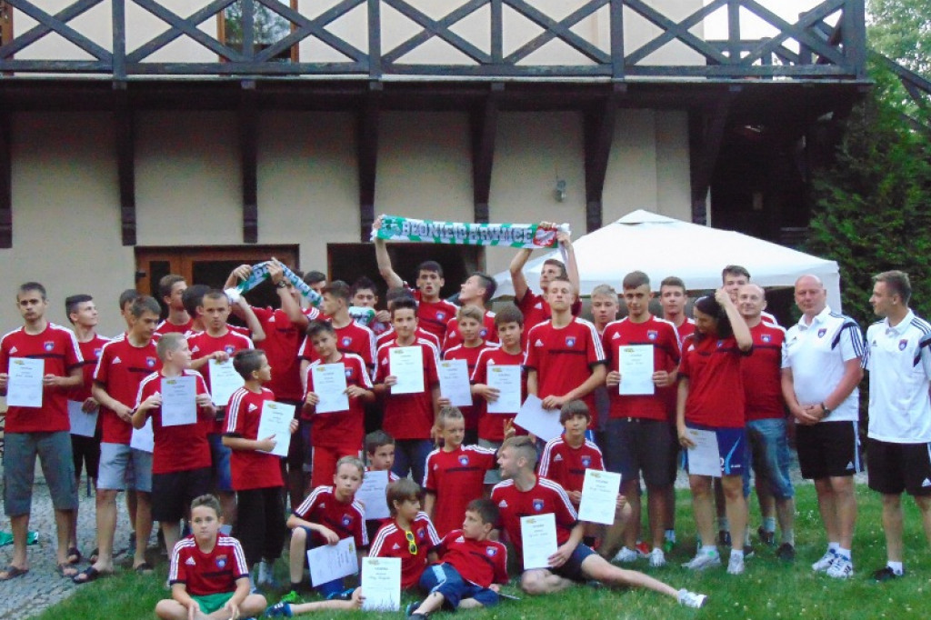 Młodzi bramkarze z całej Polski na obozie w Barwicach