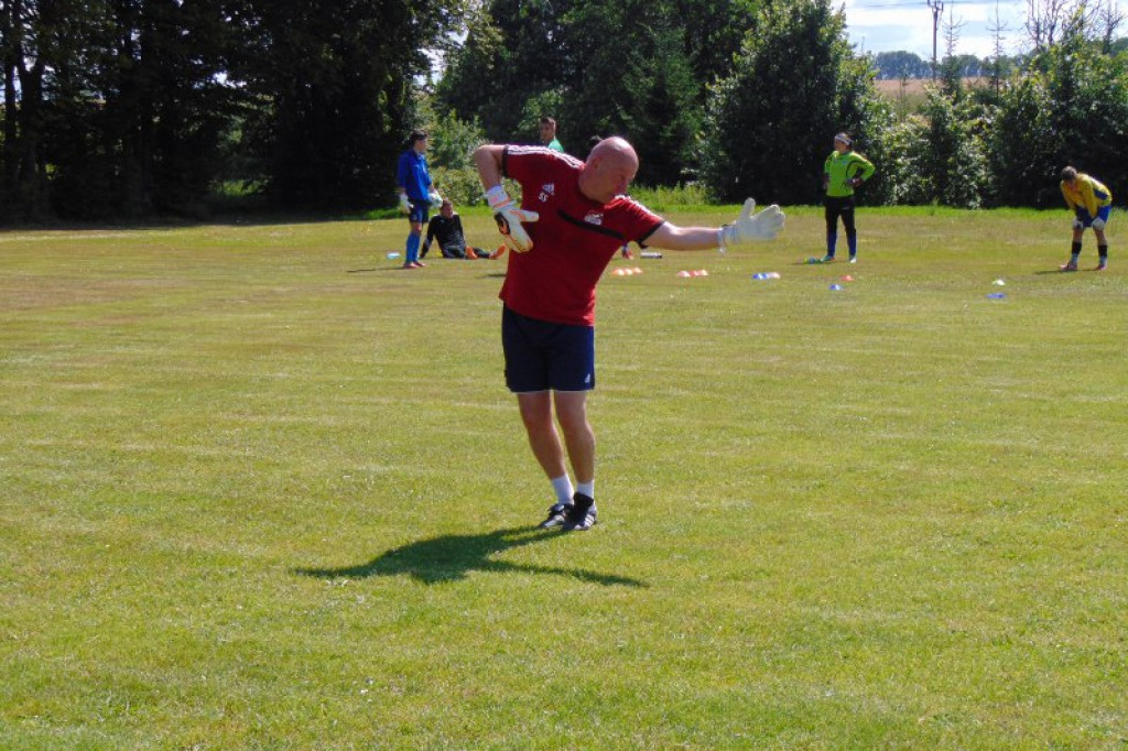 Młodzi bramkarze z całej Polski na obozie w Barwicach