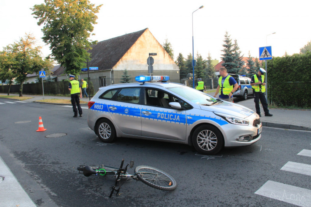Rowerzystka wjechała pod radiowóz