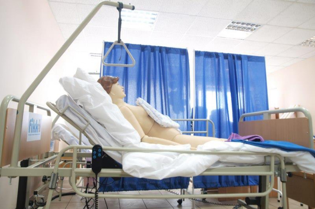 Średnie wykształcenie medyczne gwarancją zatrudnienia