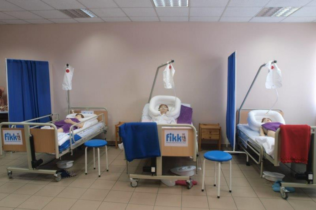 Średnie wykształcenie medyczne gwarancją zatrudnienia