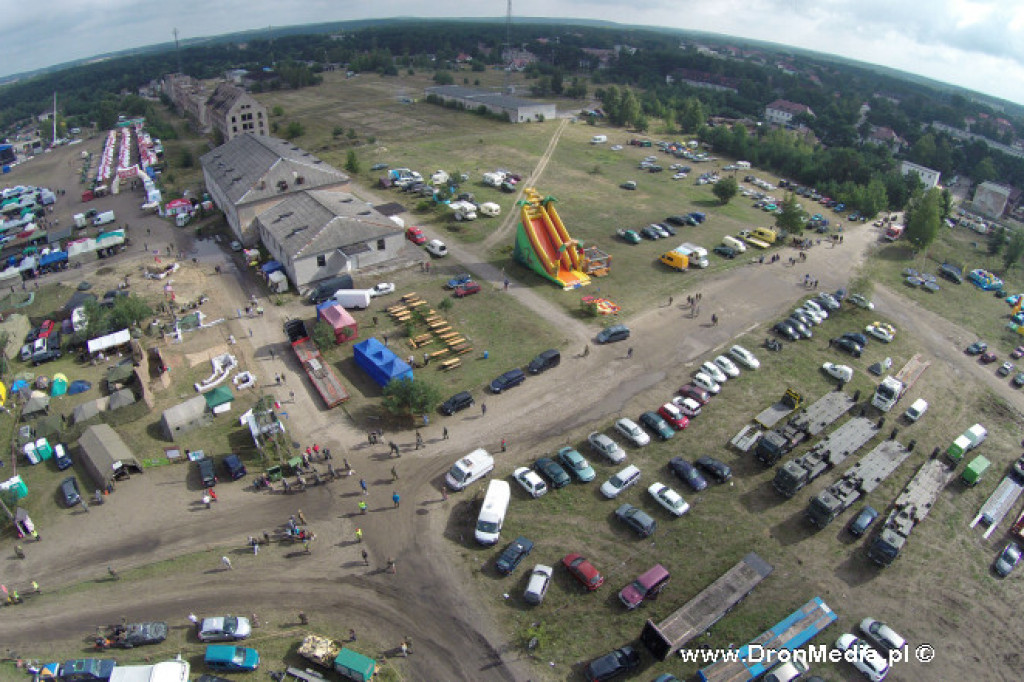 XI Międzynarodowy Zlot Pojazdów Militarnych ?Gąsienice i podkowy? Borne Sulinowo 2014