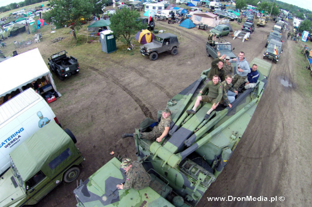 XI Międzynarodowy Zlot Pojazdów Militarnych ?Gąsienice i podkowy? Borne Sulinowo 2014