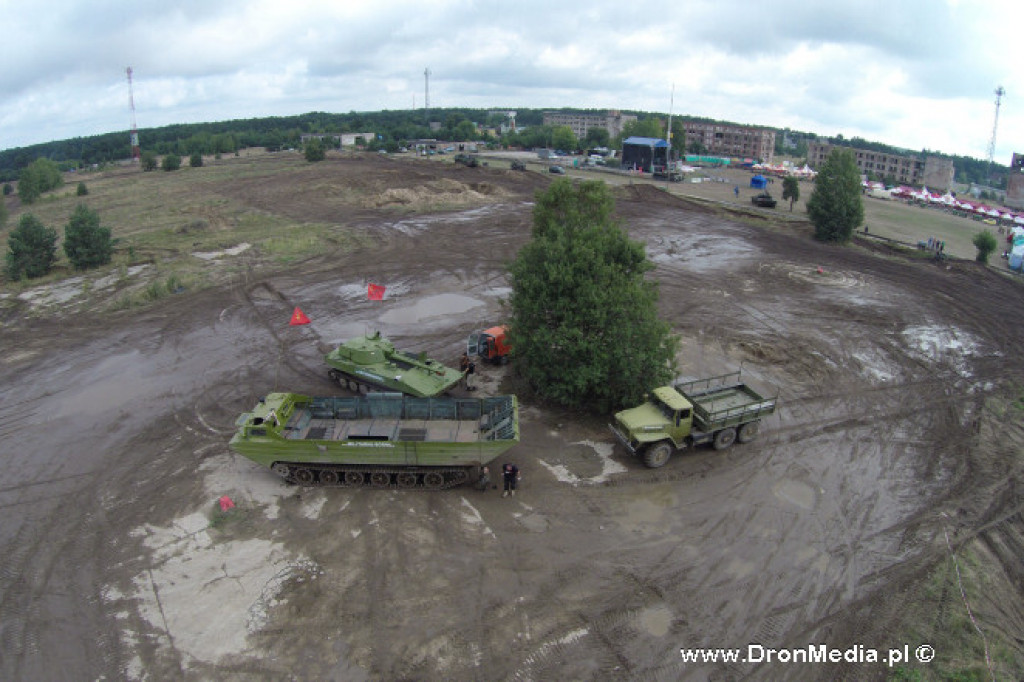XI Międzynarodowy Zlot Pojazdów Militarnych ?Gąsienice i podkowy? Borne Sulinowo 2014