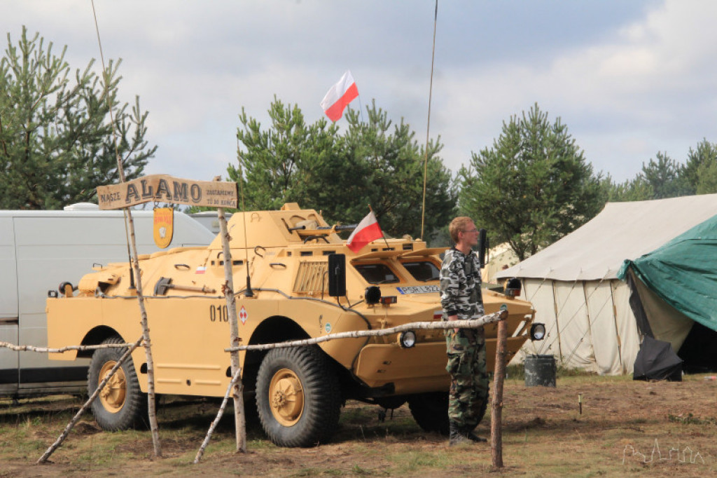 XI Międzynarodowy Zlot Pojazdów Militarnych ?Gąsienice i podkowy? Borne Sulinowo 2014