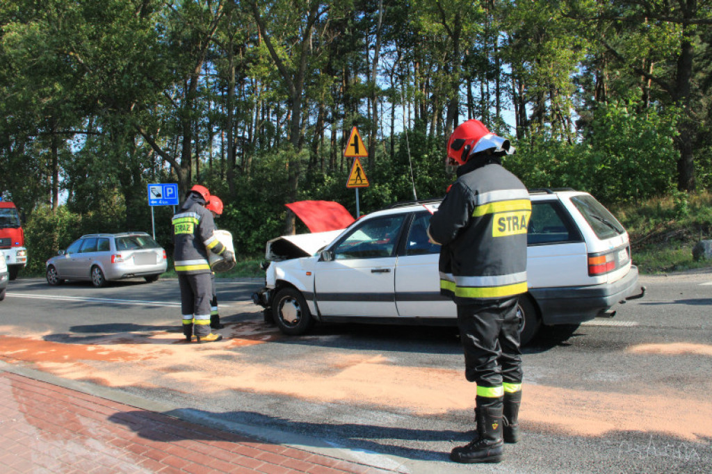Wypadek na DK11 koło Turowa