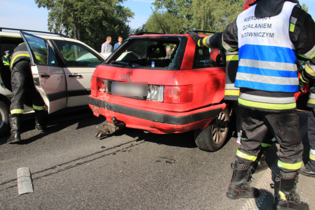 Wypadek na DK11 koło Turowa