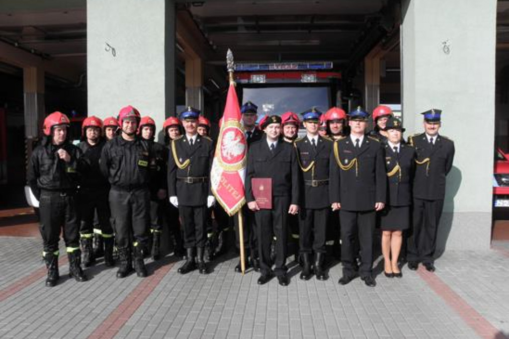 Uroczystość ślubowania oraz pożegnania strażaka