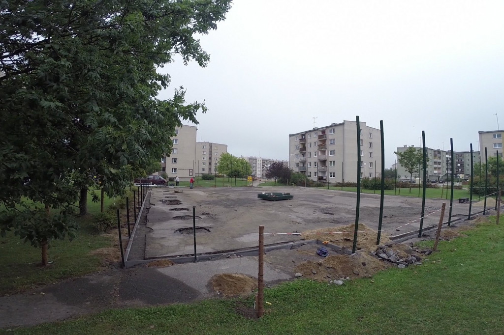 Budowa boisk na os. Zachód