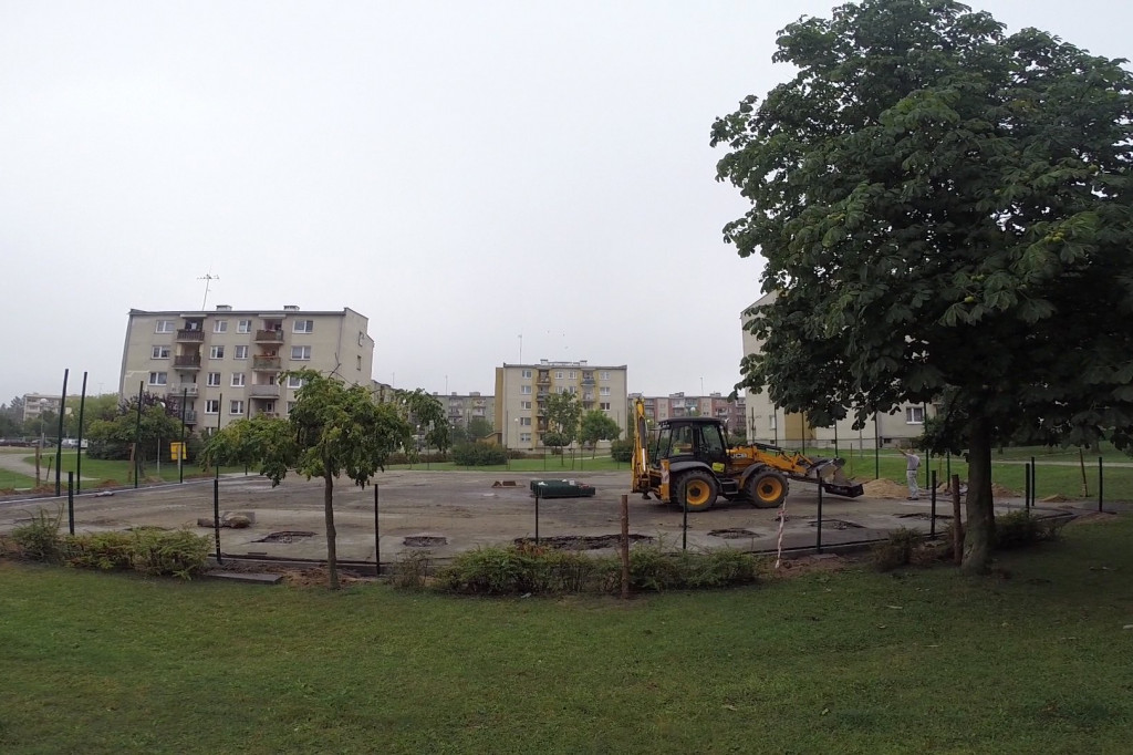 Budowa boisk na os. Zachód