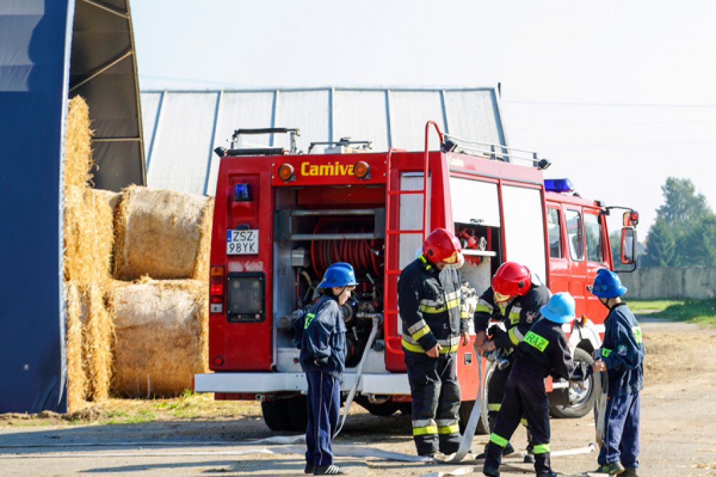 Ćwiczenia młodzieżowych drużyn OSP Łubowo i OSP Lotyń / fot. Magdalena Haas