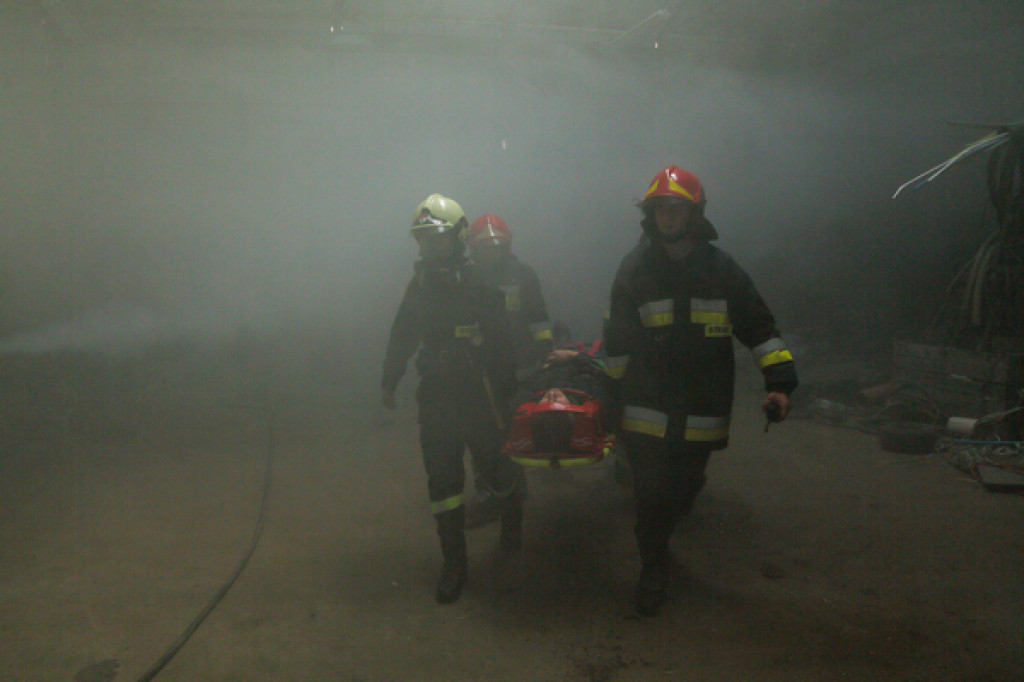 Ćwiczenia młodzieżowych drużyn OSP Łubowo i OSP Lotyń / fot. Magdalena Haas