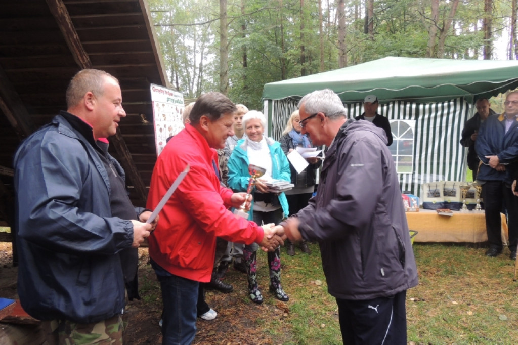V Wojewódzki Konkurs ?Grzybobranie na wrzosowej polanie?