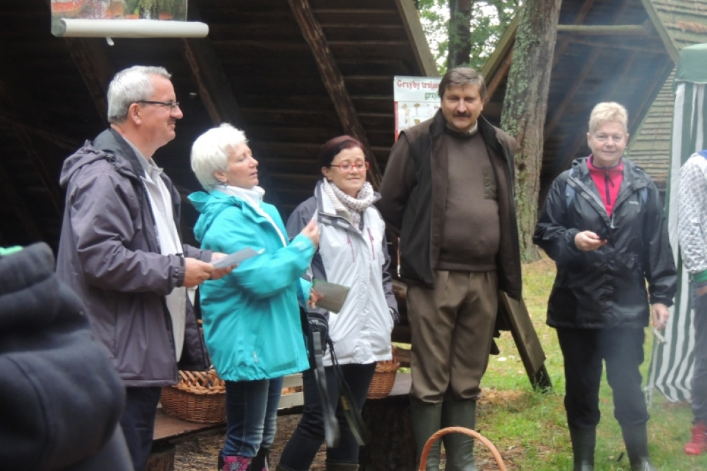 V Wojewódzki Konkurs ?Grzybobranie na wrzosowej polanie?