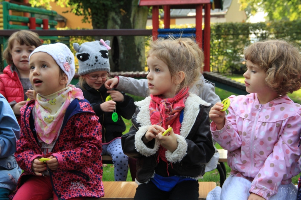 Odblaski rozdane - przedszkolaki bezpieczniejsze