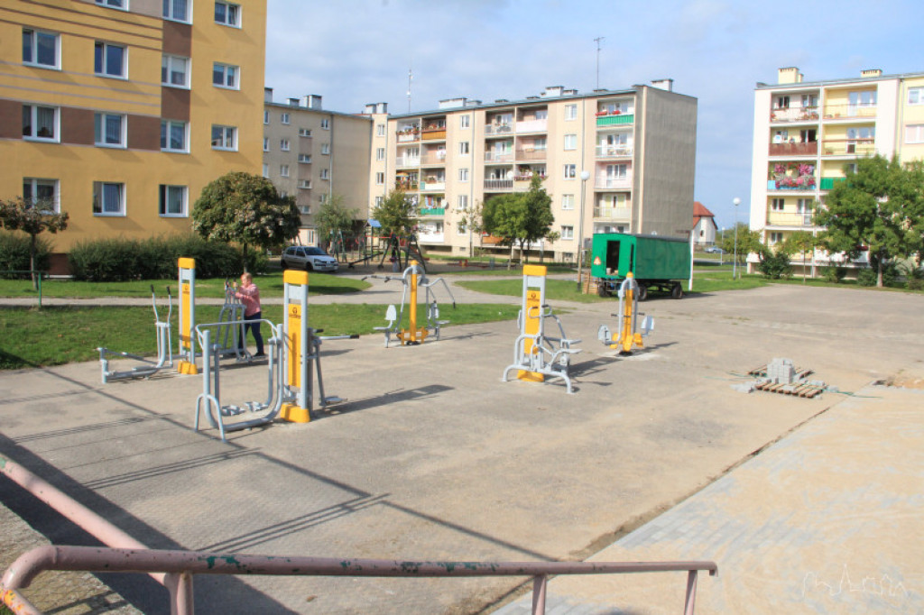 OSIEDLE ZACHÓD: Siłownia, szachy i plac zabaw w miejsce betonowych placów
