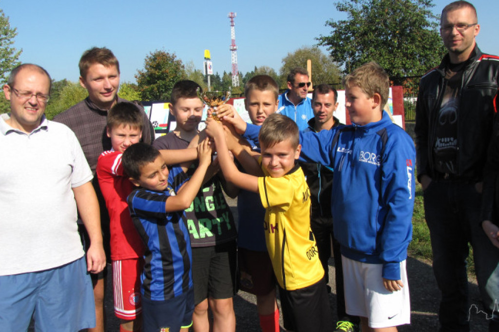 Uczniowie SP6 z rodzicami aktywnie spędzają wolny czas