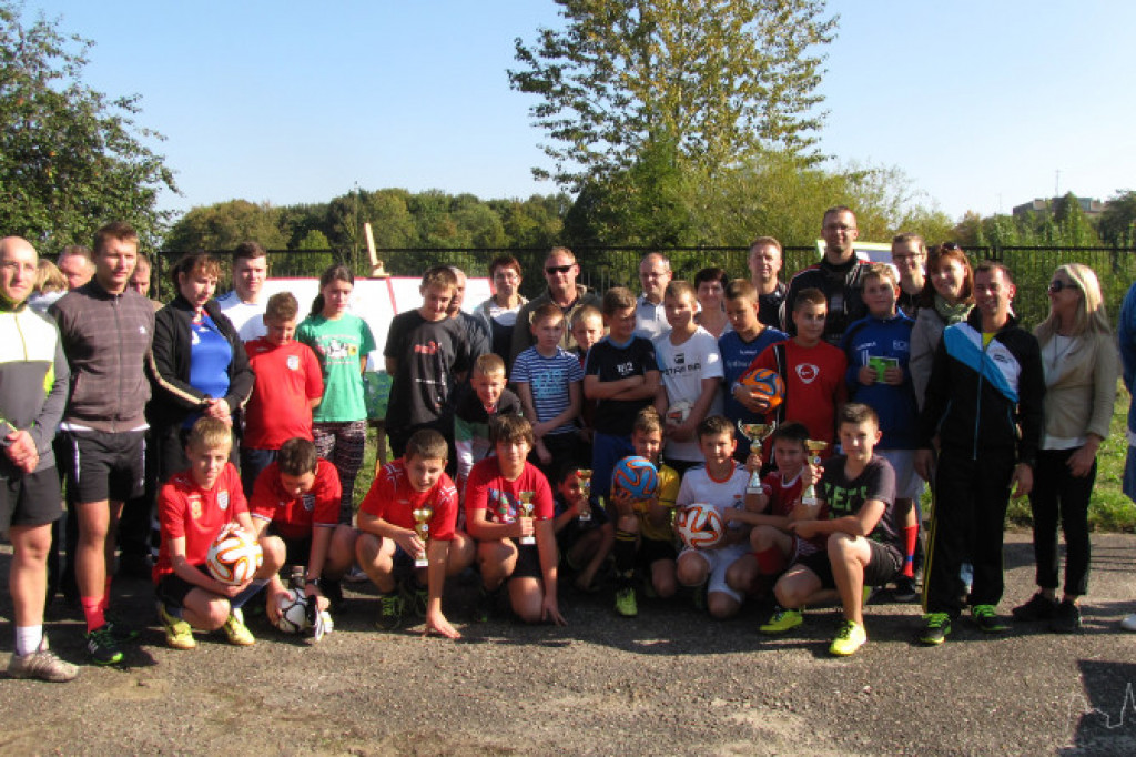 Uczniowie SP6 z rodzicami aktywnie spędzają wolny czas