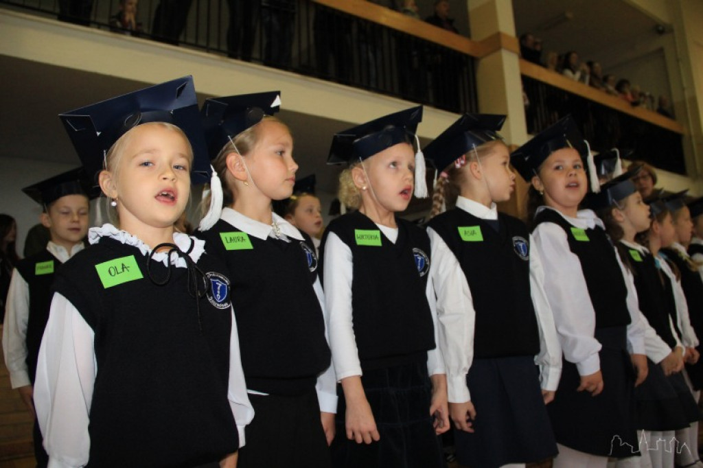 Ślubowanie pierwszoklasistów w SP7