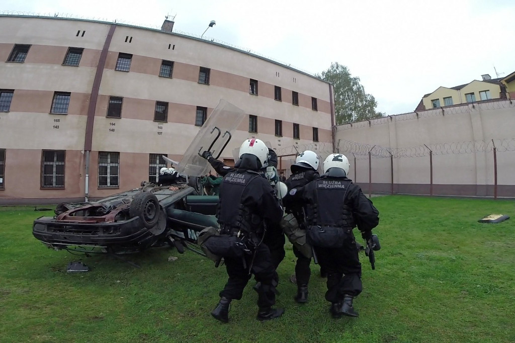 Atak terrorystyczny na ZK w Szczecinku - ćwiczenia