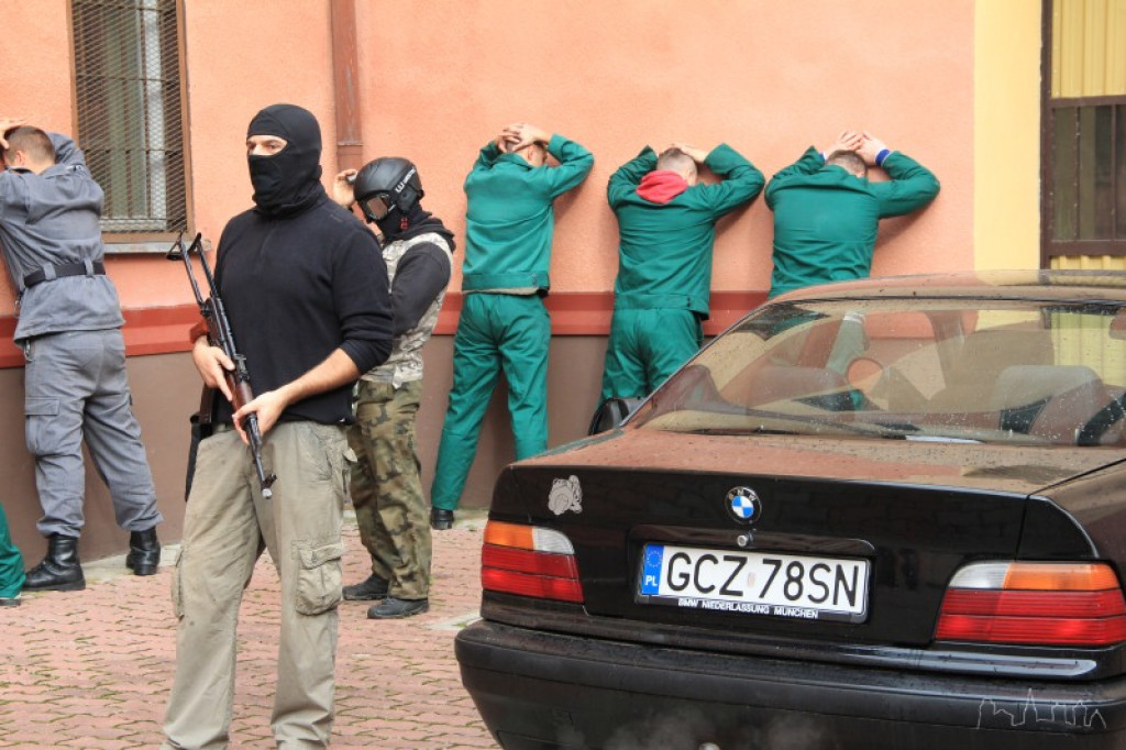 Atak terrorystyczny na ZK w Szczecinku - ćwiczenia