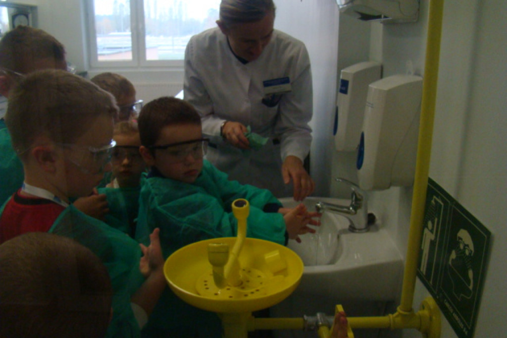 Przedszkolaki z Misia odwiedziły Stację Uzdatniania Wody