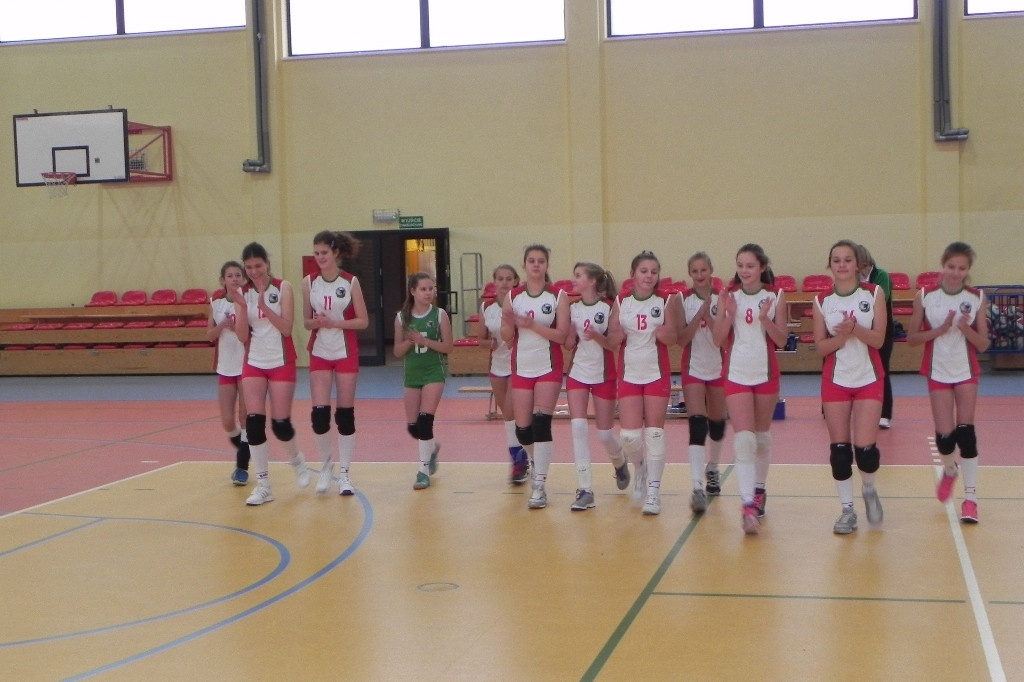 Młodziczki i kadetki Gryfa na start