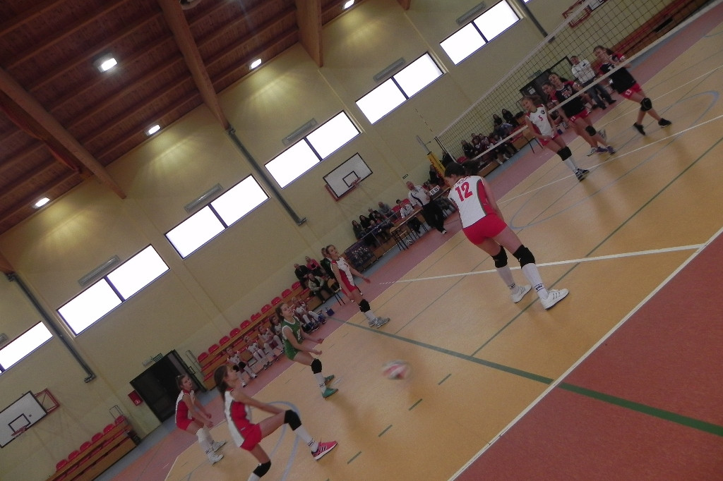 Młodziczki i kadetki Gryfa na start