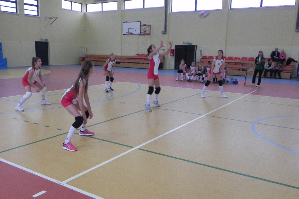 Młodziczki i kadetki Gryfa na start