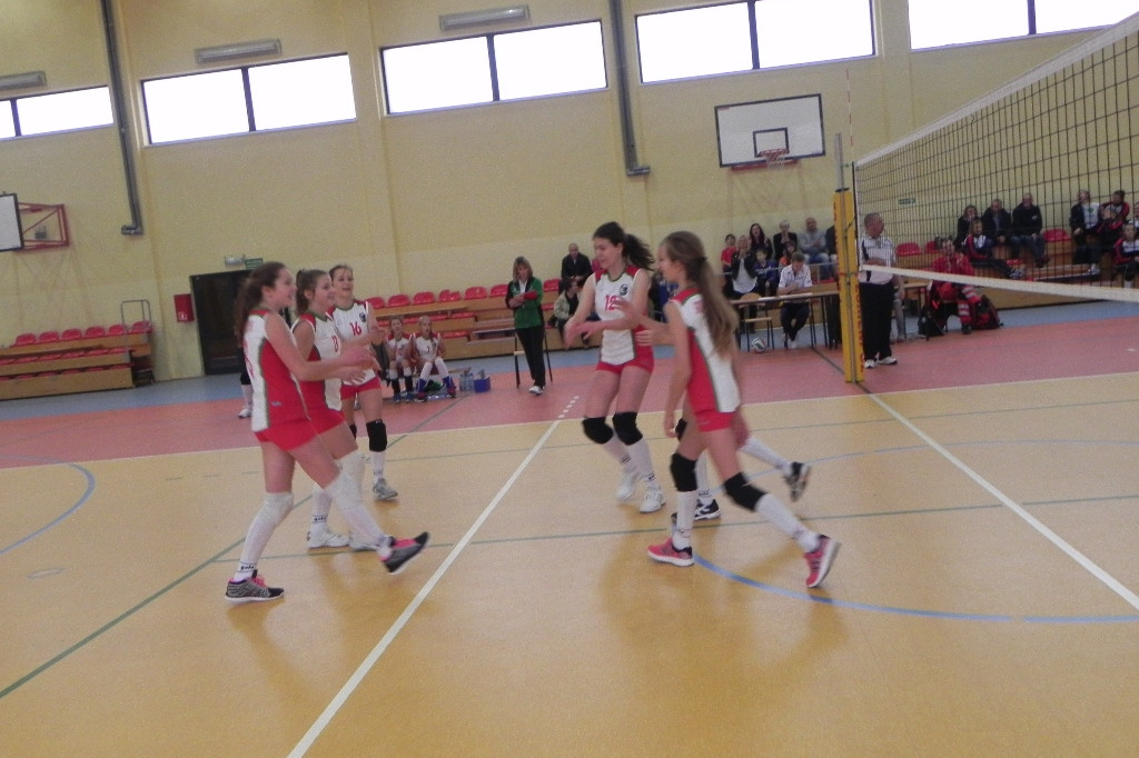 Młodziczki i kadetki Gryfa na start