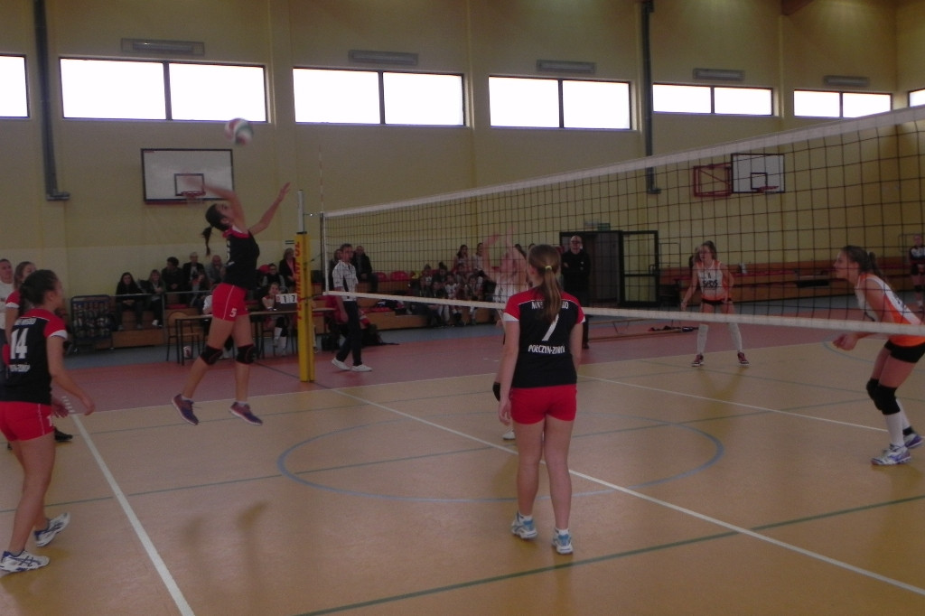 Młodziczki i kadetki Gryfa na start