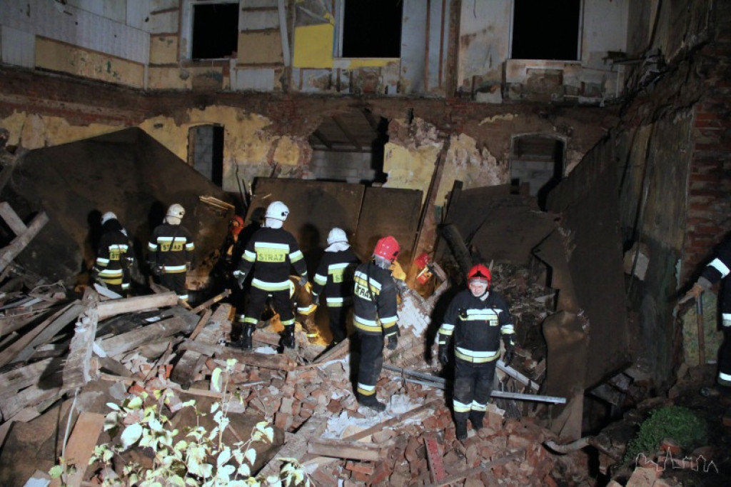 Zawaliła się gorzelnia w Grabiążu