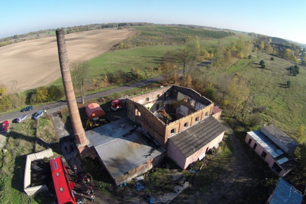 Zawalona gorzelnia w Grabiążu