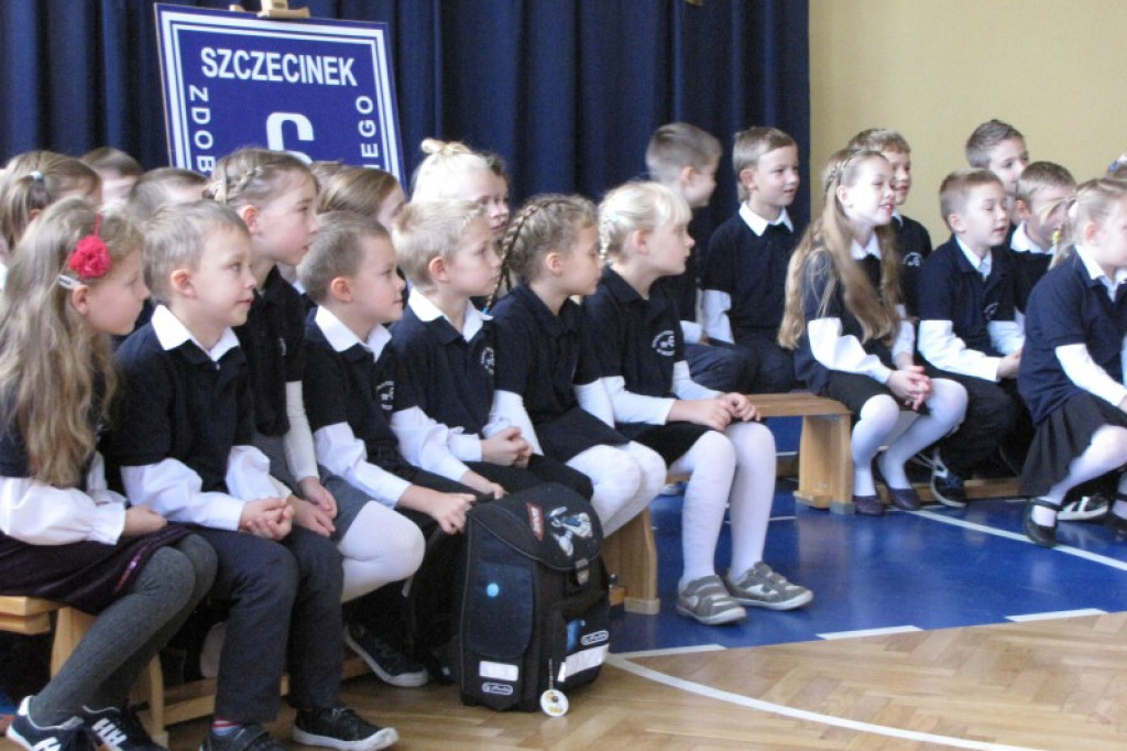 Pasowanie na uczniów w SP6