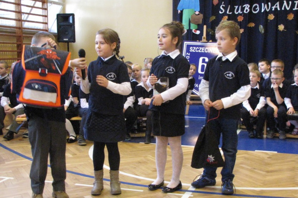 Pasowanie na uczniów w SP6